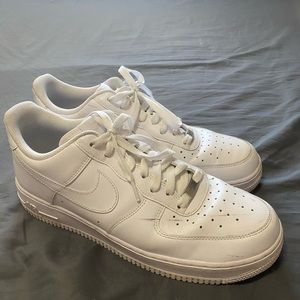 NIKE AIR FORCE 1’S